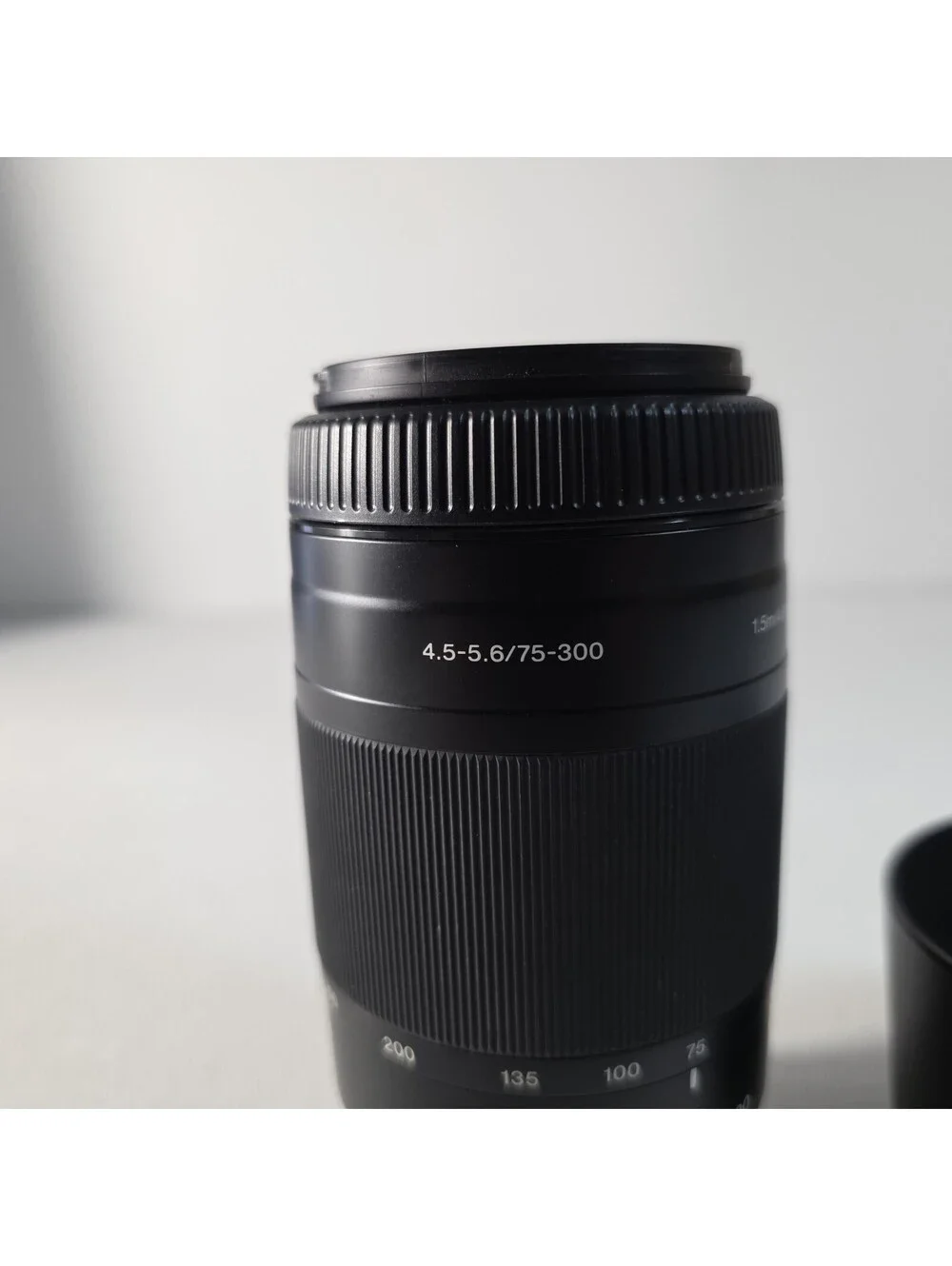 Sony lens has